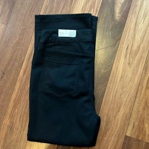 Chicos pull on slim boot size 3 petite